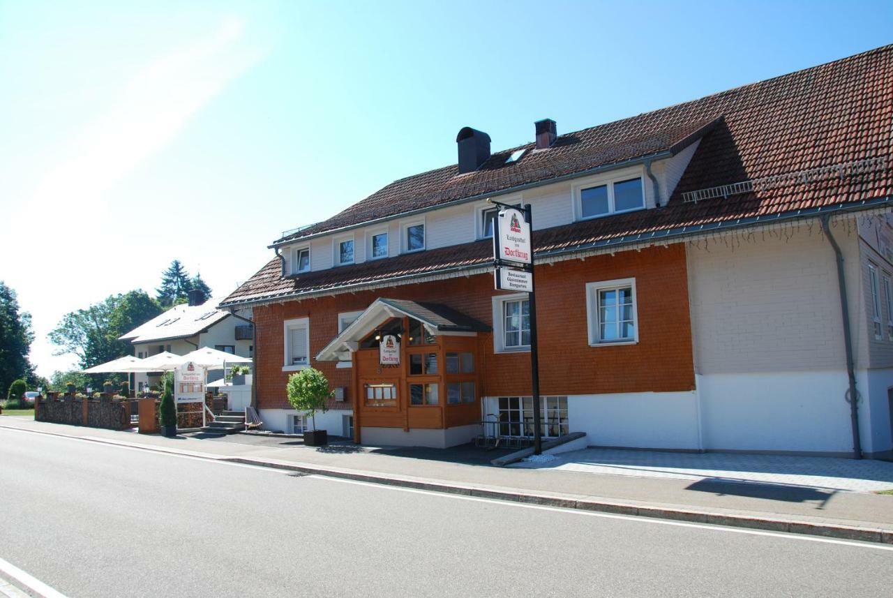 Landgasthof Zum Dorfkrug Hotel Häusern Kültér fotó