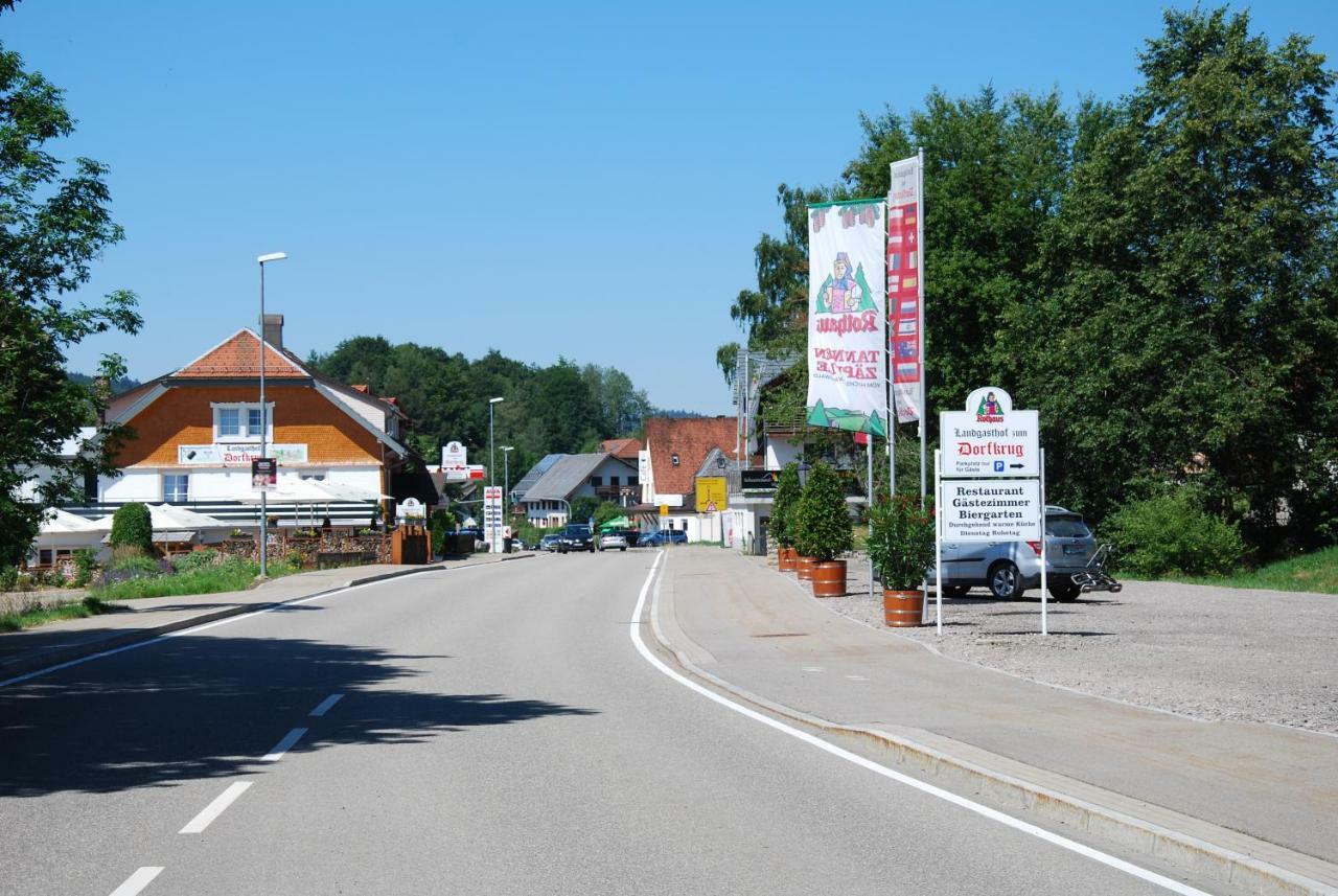 Landgasthof Zum Dorfkrug Hotel Häusern Kültér fotó